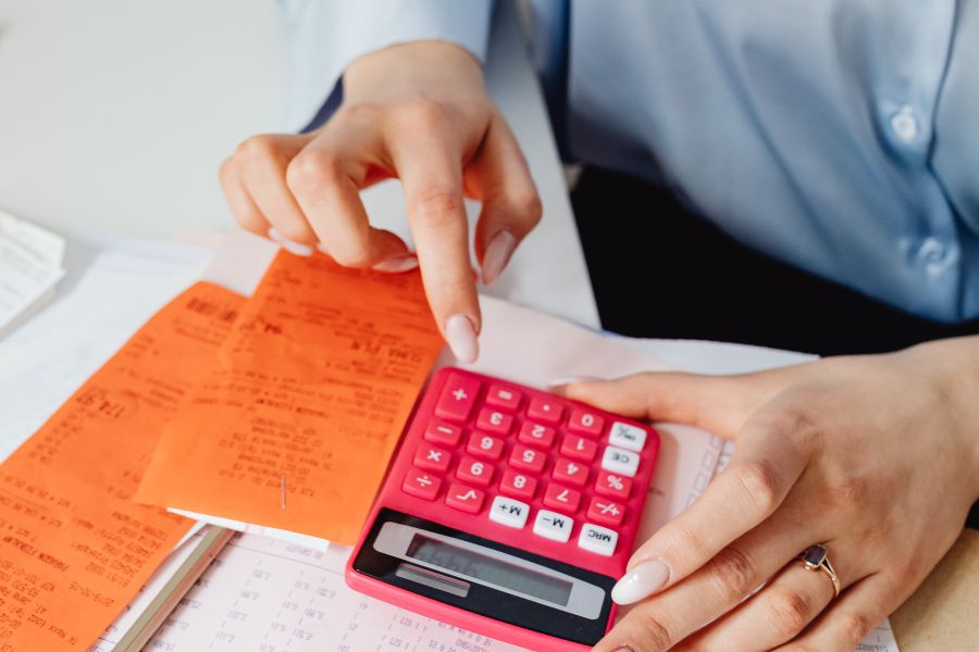 Obtaining non-resident annual tax Valencia