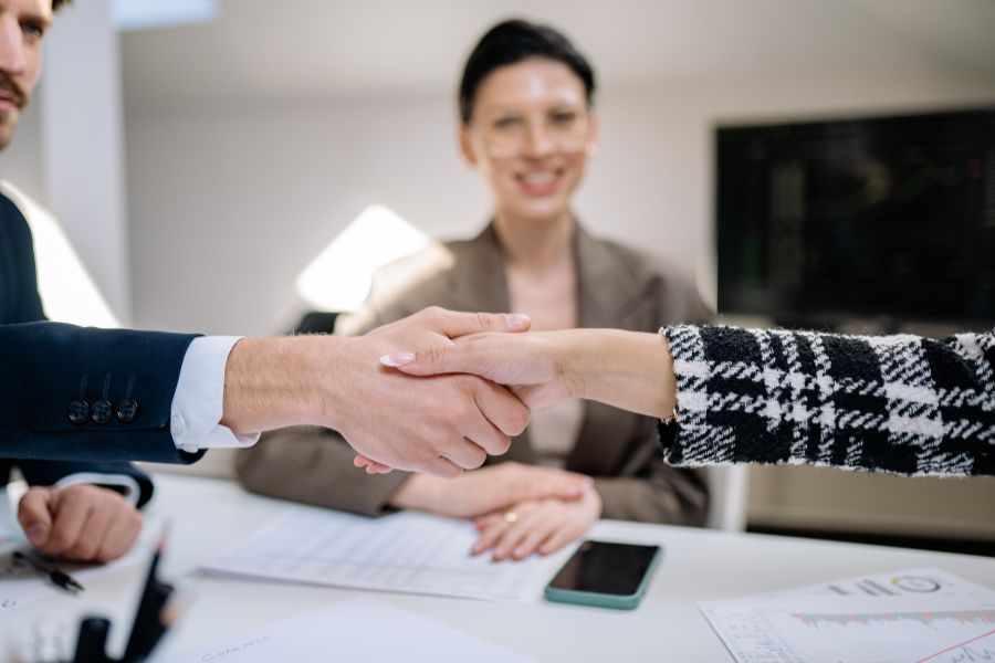 Asset transfer consulting Valencia
