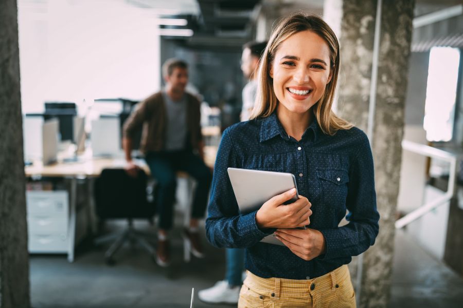 Obtaining company employee visa in Valencia